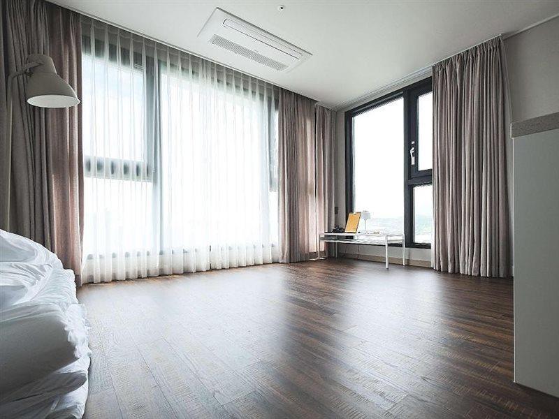 Hotel Seogwipean Seogwipo Dış mekan fotoğraf