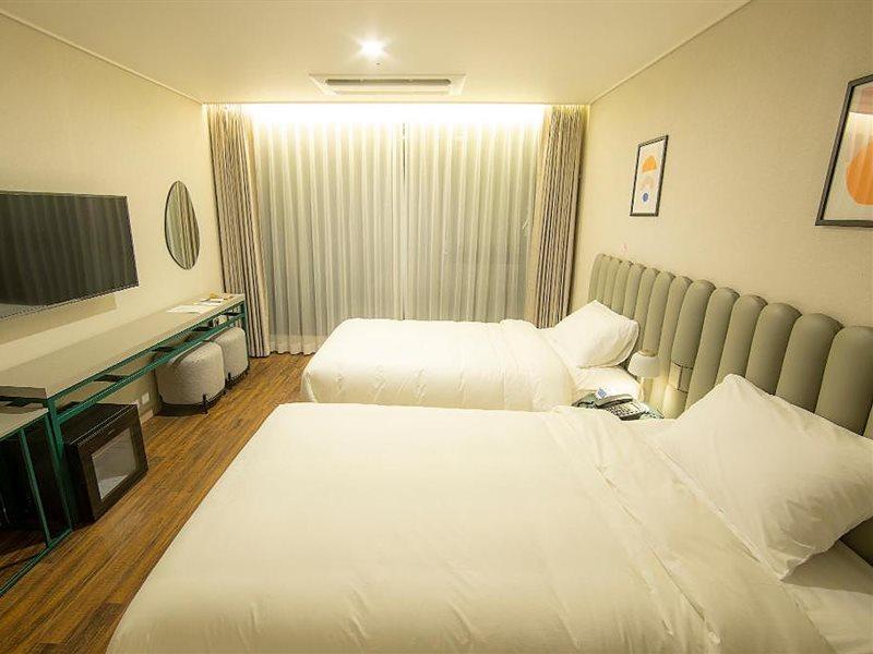 Hotel Seogwipean Seogwipo Dış mekan fotoğraf