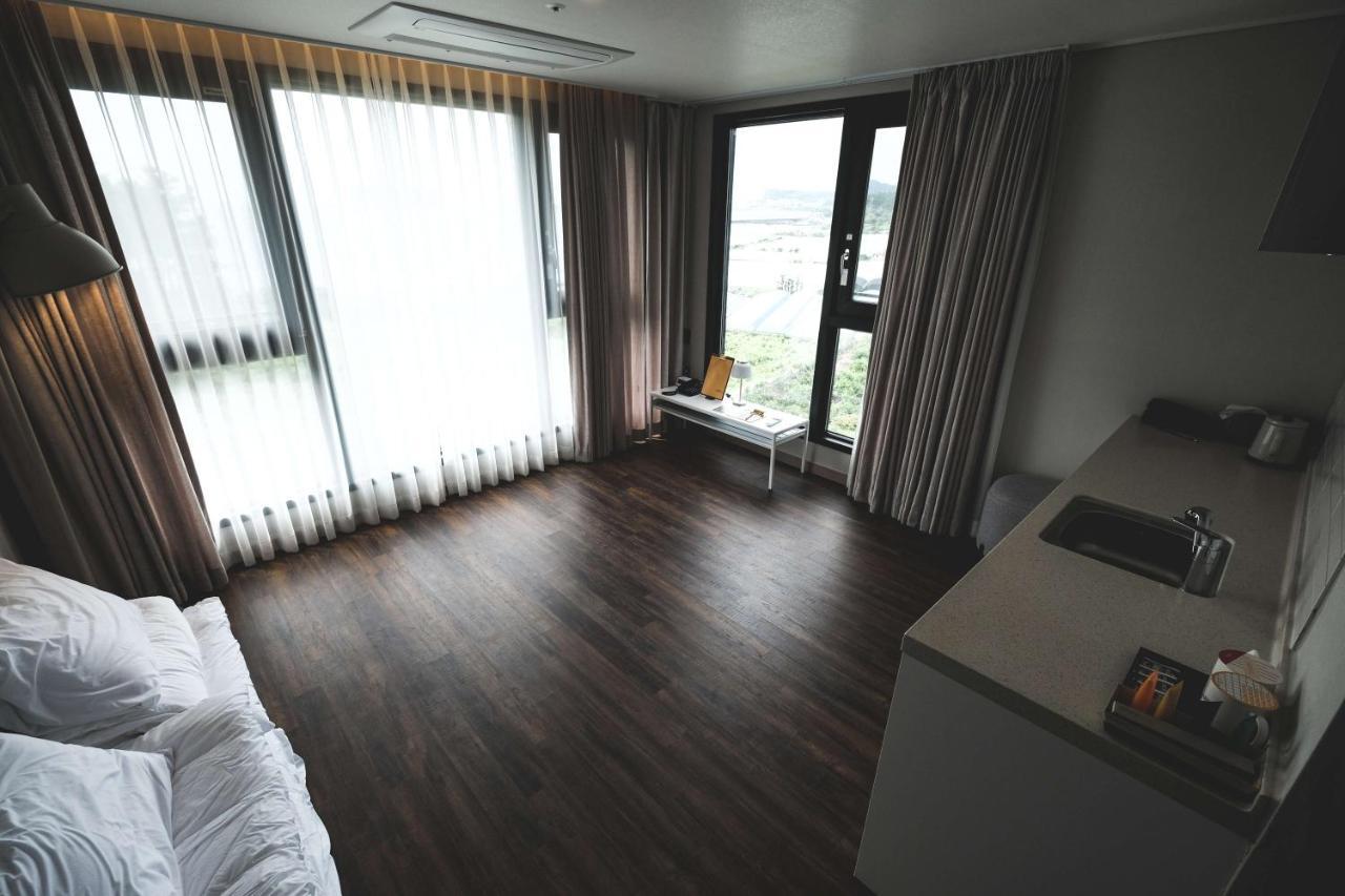 Hotel Seogwipean Seogwipo Dış mekan fotoğraf